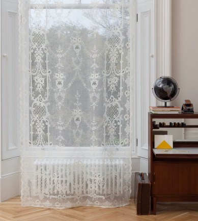 myb-textiles-lace-panels-textil-kollekcio