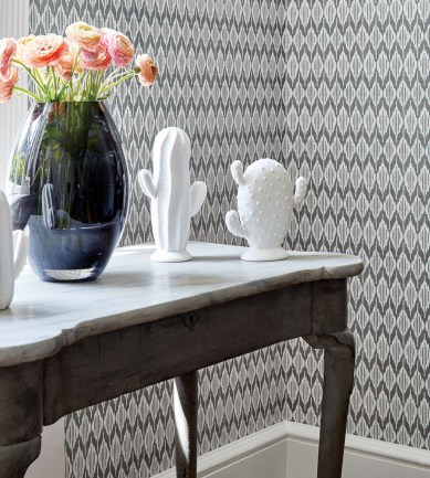 Anna French Balin Ikat Black tapéta - Paisley Home