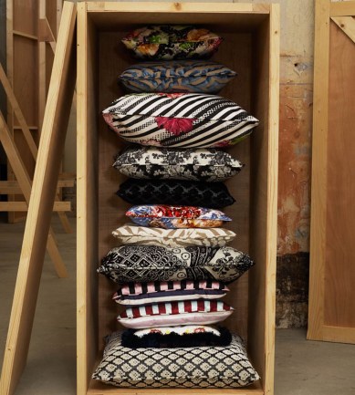 Christian Lacroix Nimes Pastis Bleu Nuit textil - Paisley Home