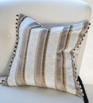 Designers Guild Piomba Natural textil - Paisley Home