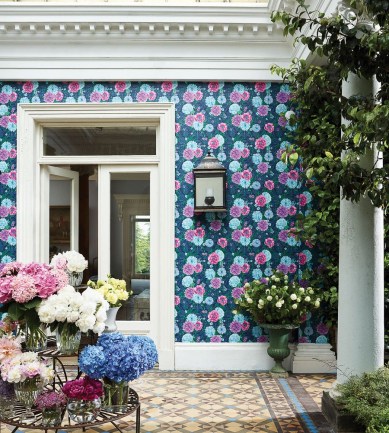 Matthew Williamson Duchess Garden Charcoal tapéta - Paisley Home