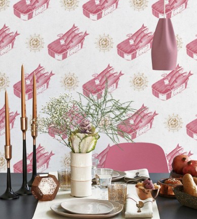 MINDTHEGAP Sardines Red design tapéta - Paisley Home