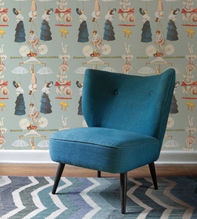MINDTHEGAP The Great Show Blue design tapéta - Paisley Home
