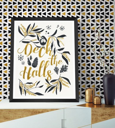 MINDTHEGAP Triangles design tapéta - Paisley Home