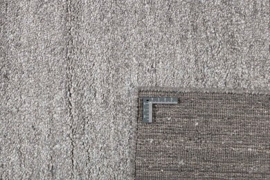 Momo Plain Dust Steel szőnyeg - Paisley Home