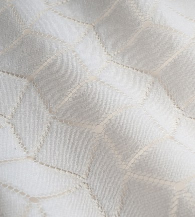 MYB Textiles Geometric White textil - Paisley Home