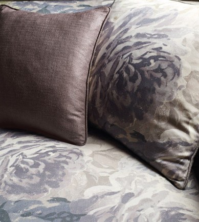 Zoffany Rose Absolute Antique textil - Paisley Home
